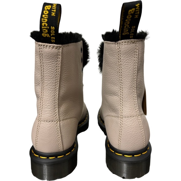 Dr. Martens 1460 SERENA FAUX FUR LINED VIRGINIA LACE UP BOOTS Size 6 - Picture 4 of 8